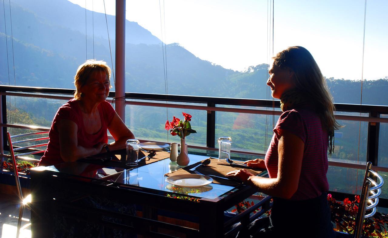 Bed and Breakfast Holly Hock Munnar Esterno foto