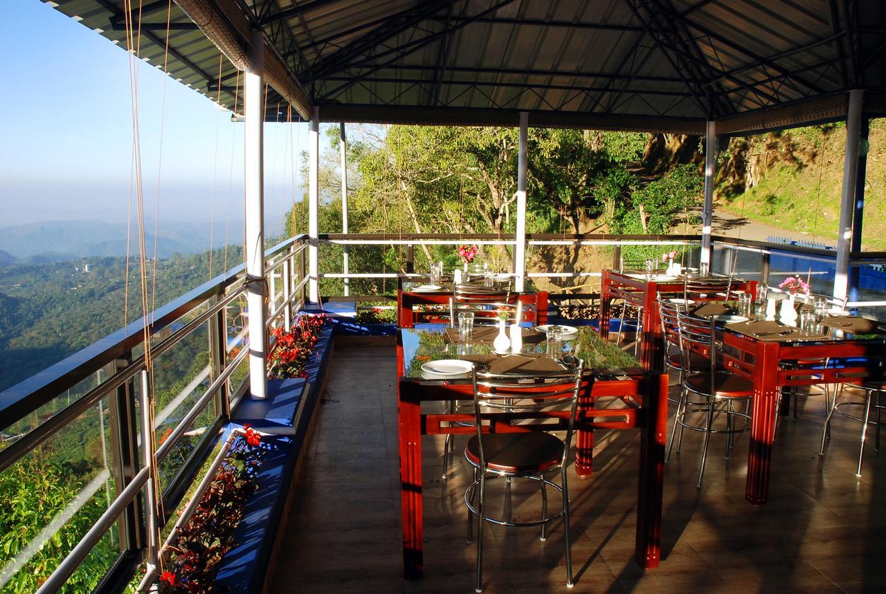 Bed and Breakfast Holly Hock Munnar Esterno foto